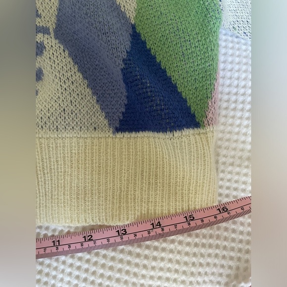 Noisy may Geometric funky Patterned Cardigan in Cream, Blue, Green, and Pink XS - Picture 8 of 10